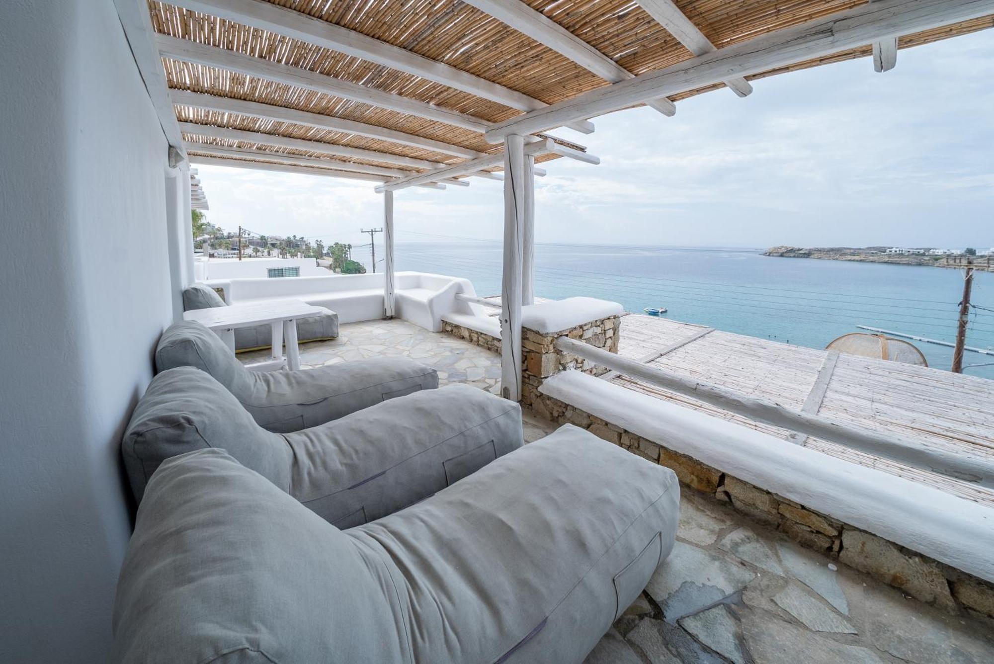 New Paradise Beach Resort - Adults Only 外观 照片
